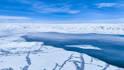 【&ldquo;飛閱&rdquo;中國】冬日星星海，一抹被&ldquo;封印&rdquo;的藍(lán)